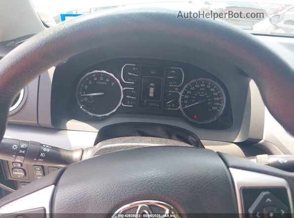 5TFEY5F11LX259264 2020 TOYOTA TUNDRA Blue Widok tylnych siedzeń