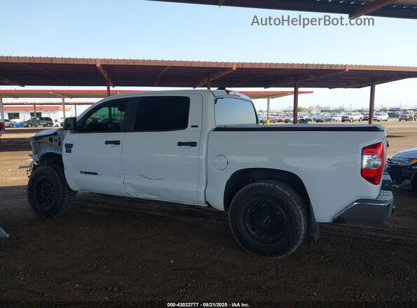 5TFEY5F12LX261766 2020 TOYOTA TUNDRA White Սալոնի 360 աստիճան տեսք