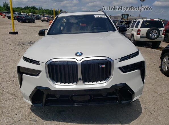 5UX33EM00S9X73981 2025 BMW X7 Белый Вид спереди