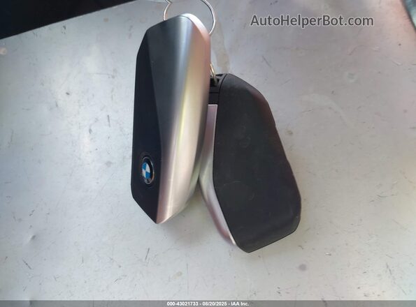 5UX33EX00T9117616 2026 BMW X6 Black Widok deski rozdzielczej