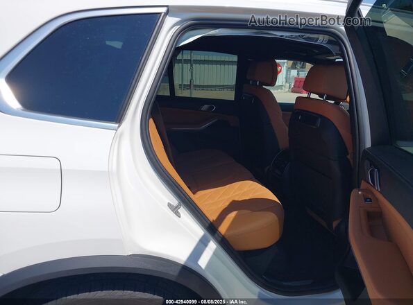5UX43EU00R9T57721 2024 BMW X5 White Вид наклейки з VIN-кодом