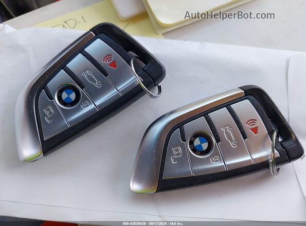 5UXCR4C09M9F75688 2021 BMW X5 White 