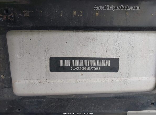 5UXCR4C09M9F75688 2021 BMW X5 White 