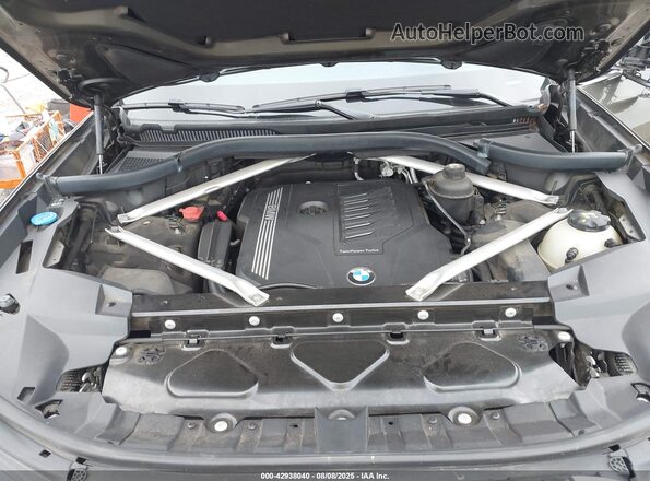 5UXCW2C04L9C40530 2020 BMW X7 Green უკანა ხედი