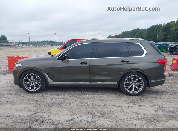 5UXCW2C04L9C40530 2020 BMW X7 Green სალონის 360-გრადუსიანი ხედი