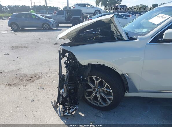 5UXCW2C05L9C50869 2020 BMW X7 White 