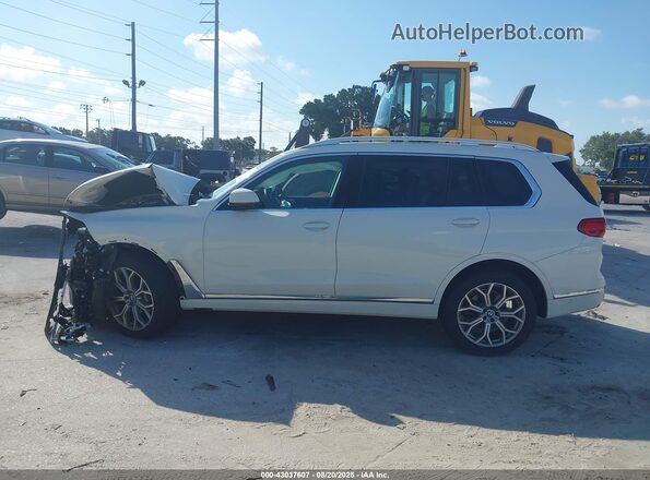 5UXCW2C05L9C50869 2020 BMW X7 White Widok wnętrza 360 stopni