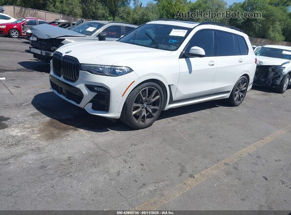 5UXCX6C06N9J14769 2022 BMW X7 White 
