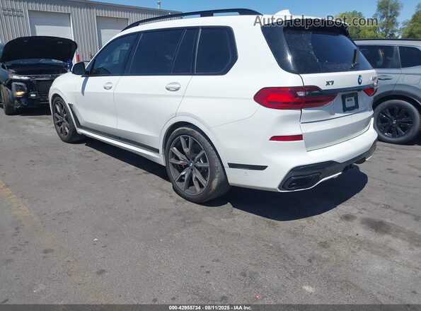 5UXCX6C06N9J14769 2022 BMW X7 White 