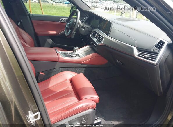 5UXCY6C08L9B96260 2020 BMW X6 Green Vista interior delantera