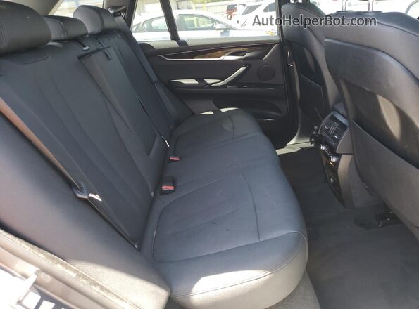 5UXKR2C58J0X09082 2018 BMW X5 Silver 