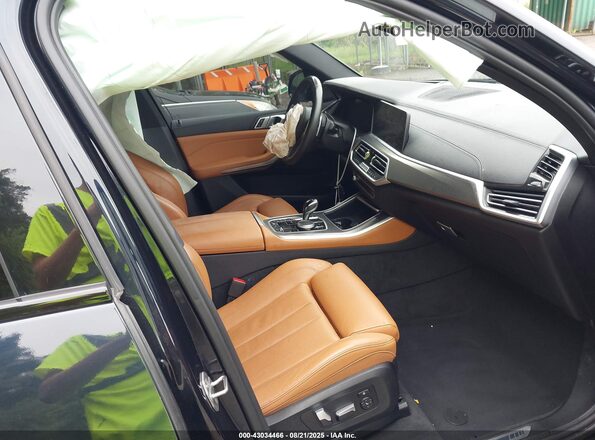 5UXTA6C02N9M01270 2022 BMW X5 Black Vista interior delantera