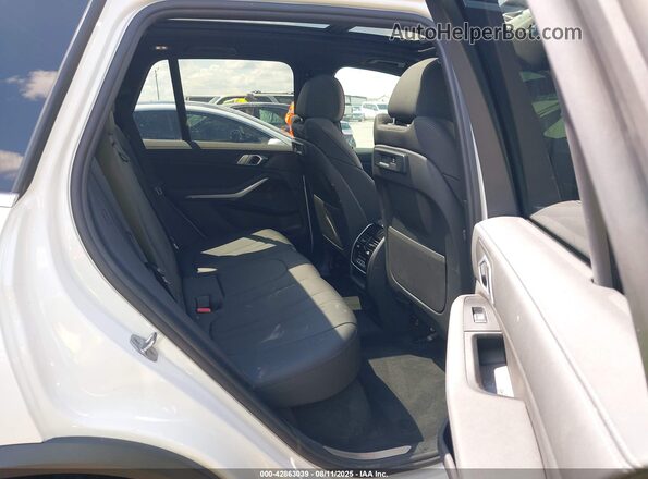 5UXTA6C06M9E96787 2021 BMW X5 White Vista de la etiqueta del VIN