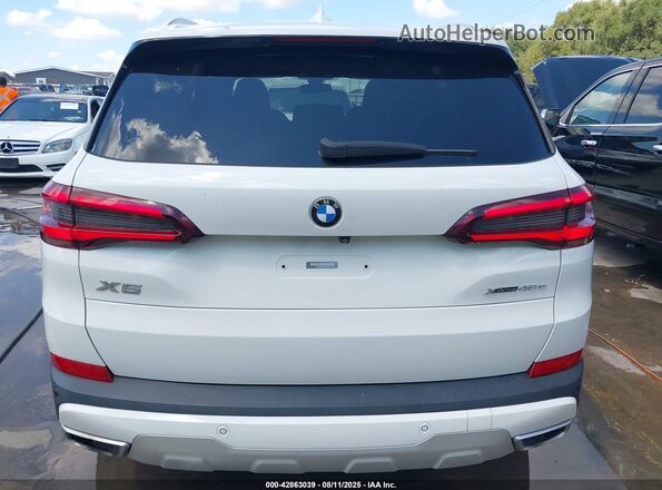 5UXTA6C06M9E96787 2021 BMW X5 White 