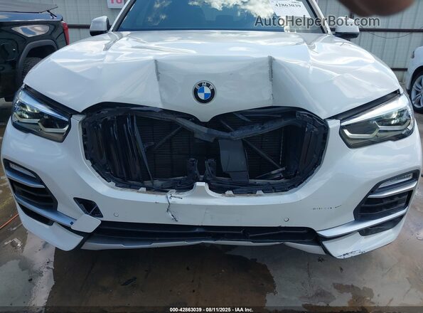 5UXTA6C06M9E96787 2021 BMW X5 White Vista frontal