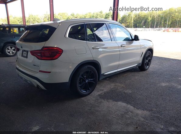 5UXTR9C52JLD74898 2018 BMW X3 White 