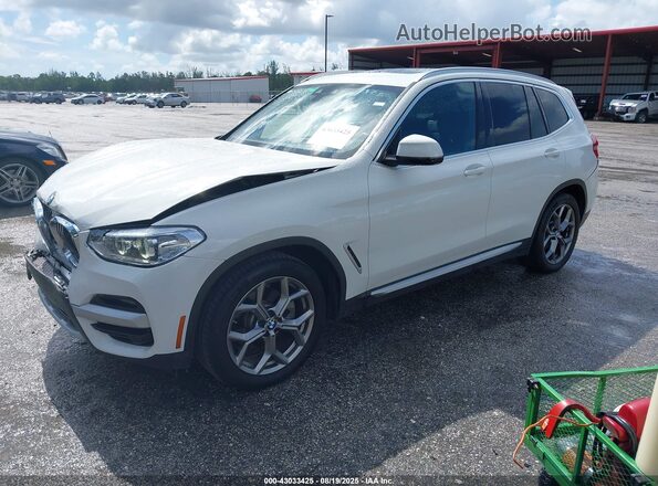5UXTY3C00M9E32853 2021 BMW X3 White 