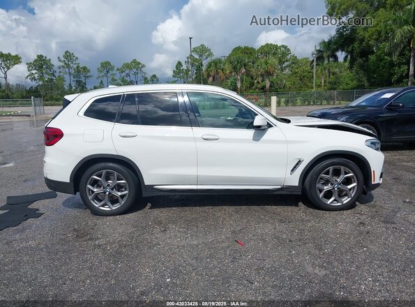 5UXTY3C00M9E32853 2021 BMW X3 White 