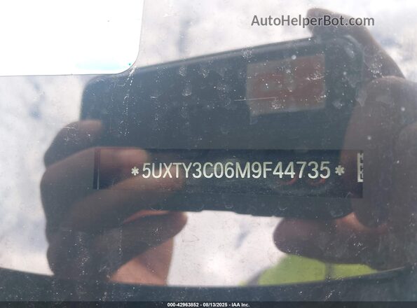5UXTY3C06M9F44735 2021 BMW X3 Gray Շարժիչի բաժամունքի տեսք