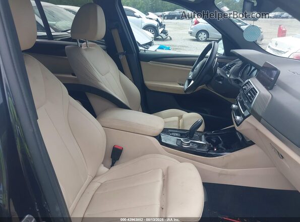 5UXTY3C06M9F44735 2021 BMW X3 Gray Սալոնի դիմացի տեսք
