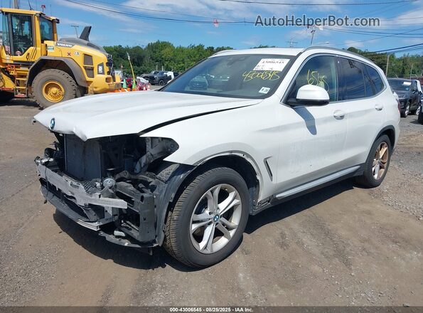 5UXTY5C06M9E01991 2021 BMW X3 White Widok z przodu