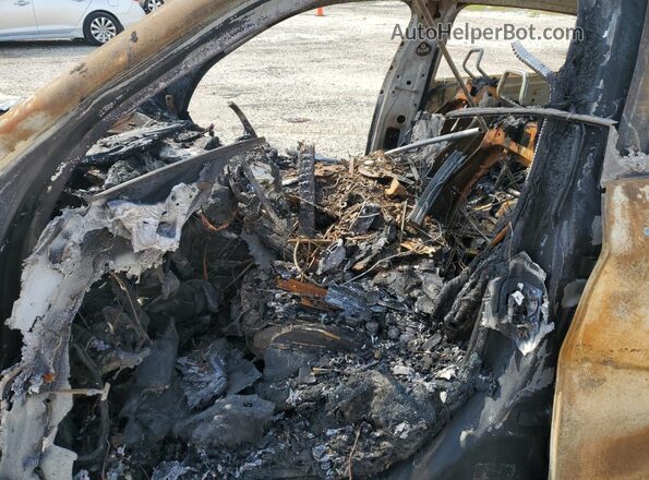 5UXUJ3C53KLG52153 2019 BMW X4 Burn Front interior view
