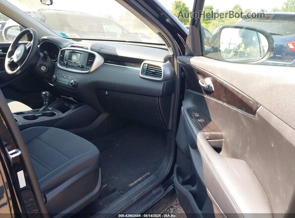 5XYPG4A35JG398635 2018 KIA SORENTO Черный 
