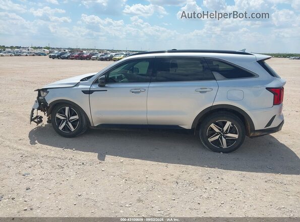 5XYRHDLF7MG030717 2021 KIA SORENTO Silver სალონის 360-გრადუსიანი ხედი
