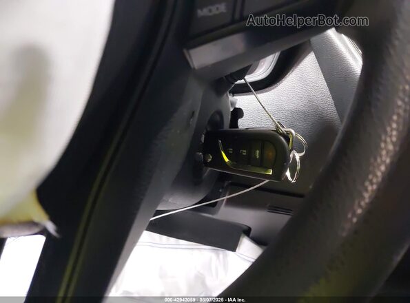 5YFEPMAE5MP174922 2021 TOYOTA LL White Dashboard view