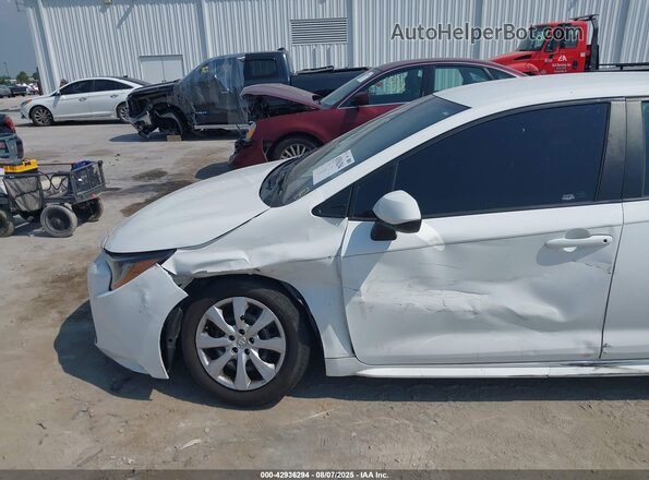 5YFEPMAE8MP155703 2021 TOYOTA LL White Front view