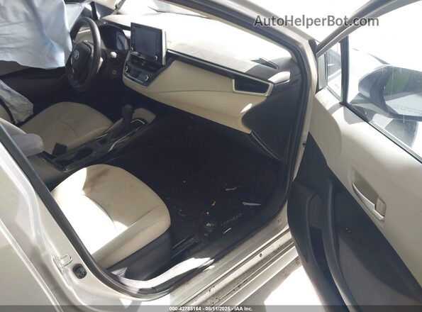 5YFEPRAE1LP047144 2020 TOYOTA LL Silver Вид салону спереду