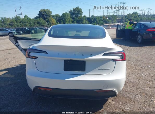 5YJ3E1EB1SF874831 2025 TESLA MODEL 3 White 