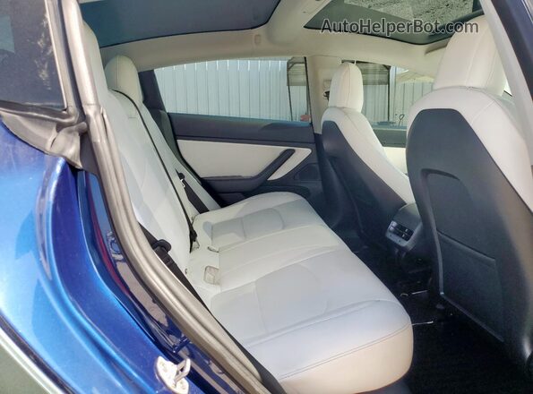 5YJ3E1EB3JF112082 2018 TESLA MODEL Blue 