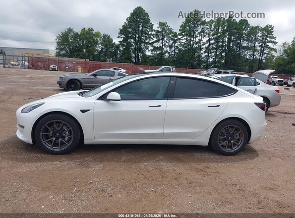 5YJ3E1EB3MF993080 2021 TESLA MODEL 3 White 
