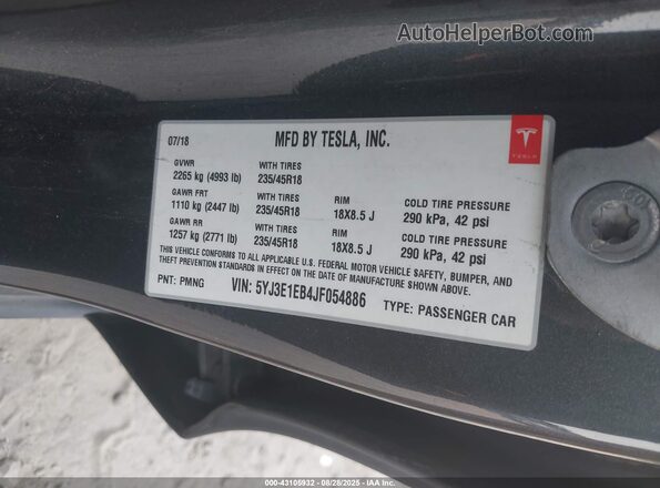 5YJ3E1EB4JF054886 2018 TESLA MODEL 3 Gray 