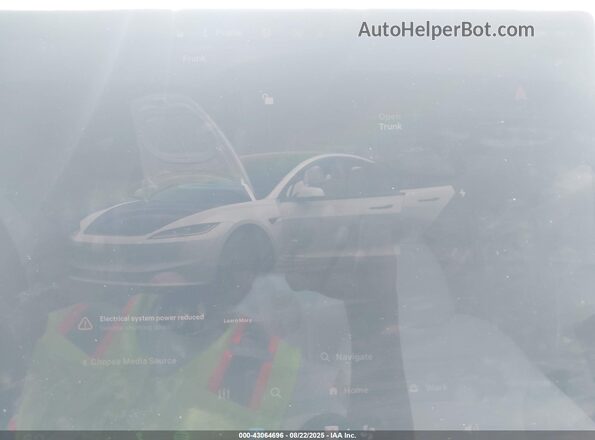 5YJ3E1EB4RF811040 2024 TESLA MODEL 3 White 