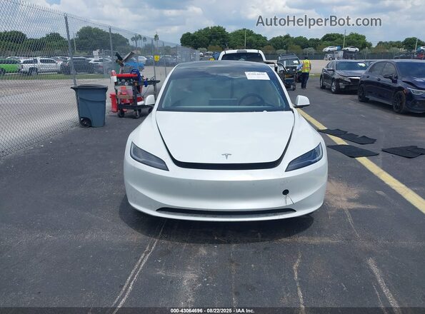5YJ3E1EB4RF811040 2024 TESLA MODEL 3 White 