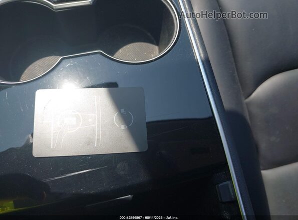 5YJ3E1EB5LF795129 2020 TESLA MODEL 3 White Dashboard view