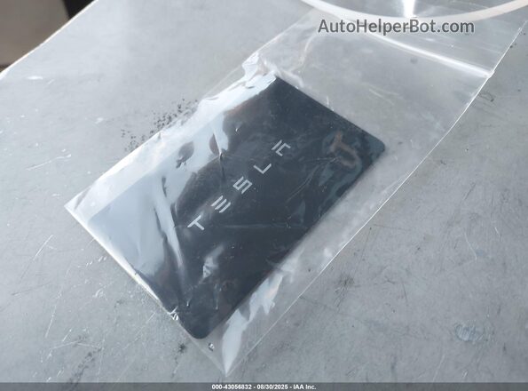 5YJ3E1EB6RF811993 2024 TESLA MODEL 3 Black Vista del salpicadero