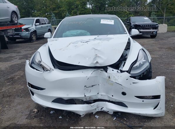 5YJ3E1EB7JF115583 2018 TESLA MODEL 3 White წინა ხედი