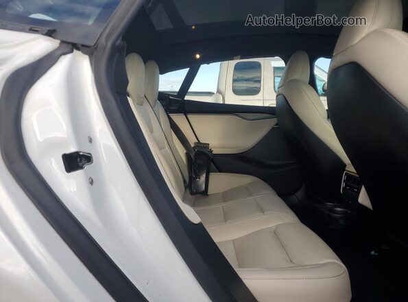 5YJSA1E20LF397964 2020 TESLA MODEL White Rear seats view