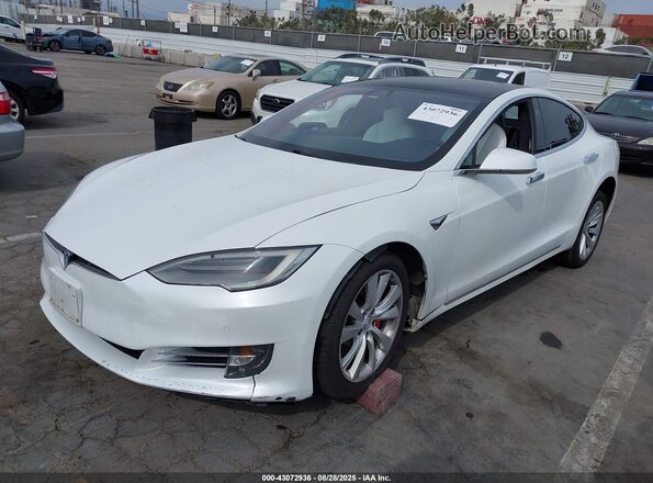 5YJSA1E44LF364385 2020 TESLA MODEL S Белый Вид спереди