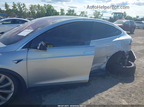 5YJXCAE2XHF048804 2017 TESLA MODEL X Серебряный 