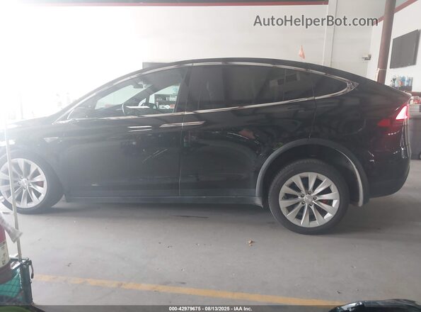 5YJXCBE42GF005144 2016 TESLA MODEL X Black 