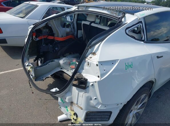 5YJYGAEE5MF205149 2021 TESLA MODEL Y White Front view