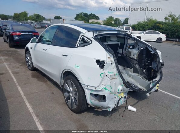 5YJYGAEE5MF205149 2021 TESLA MODEL Y White Rear left