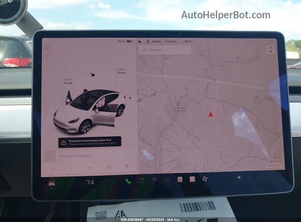 5YJYGAEE5MF205149 2021 TESLA MODEL Y White Rear seats view