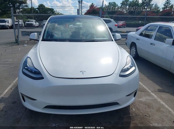 5YJYGAEE5MF205149 2021 TESLA MODEL Y White Dashboard view