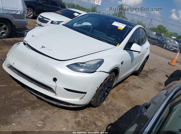 5YJYGAEE6MF192136 2021 TESLA MODEL Y White Передня ліва чверть