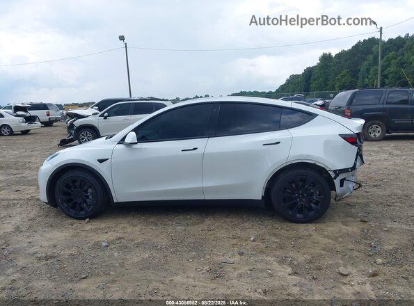 5YJYGDEE9MF080447 2021 TESLA MODEL Y White 